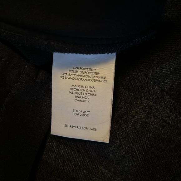 Cabi Connery plaid pants 3572 size 2, jacket 3551 size small - Picture 6 of 6